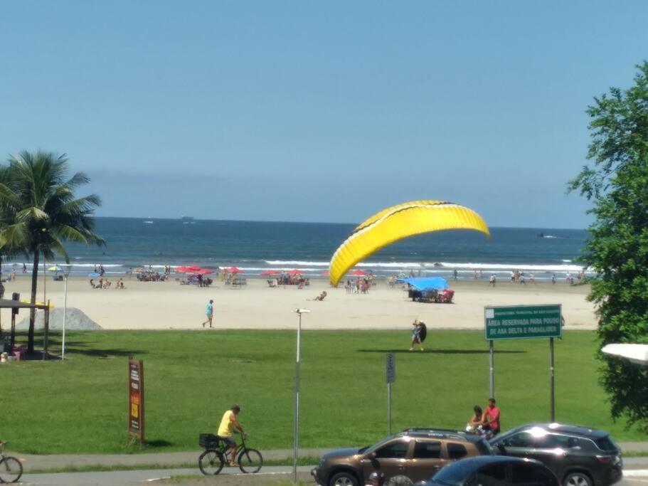 Excelente Localizacao O Mar Na Sua Frente Confira São Vicente Exterior foto
